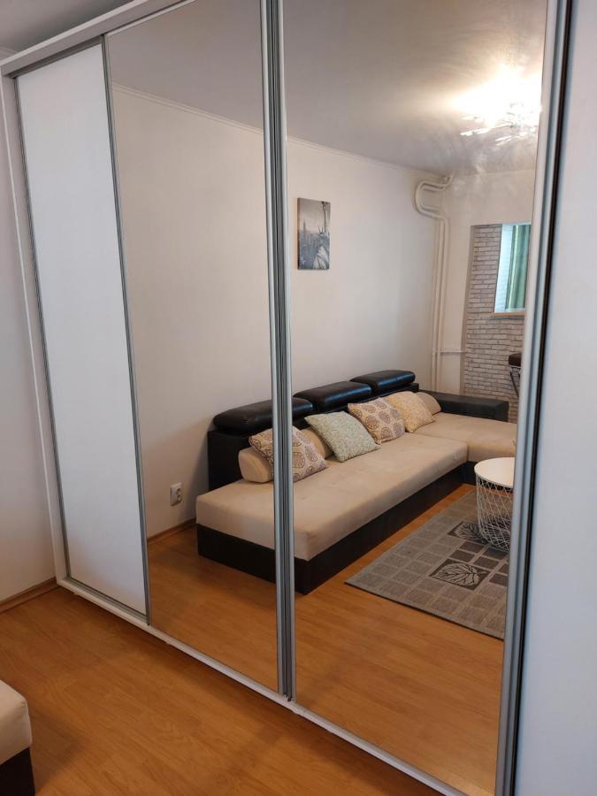 Apartament Central Renovat 3 Camere Bucarest Exterior foto