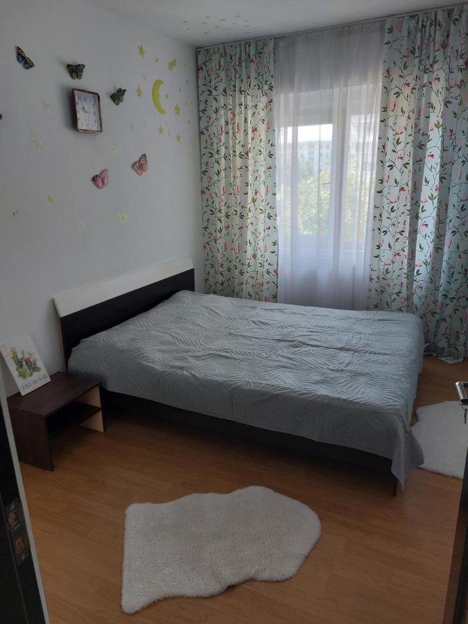 Apartament Central Renovat 3 Camere Bucarest Exterior foto