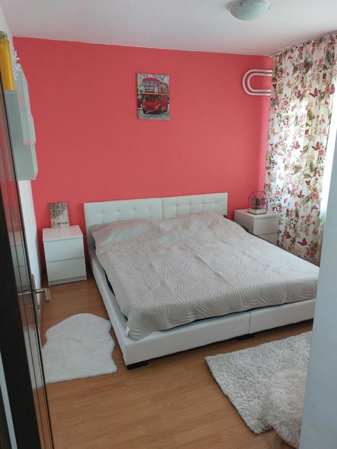 Apartament Central Renovat 3 Camere Bucarest Exterior foto
